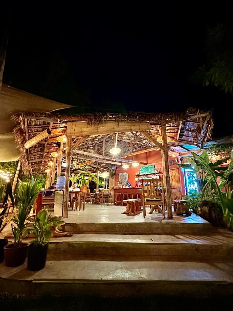 Nakabalo Guesthouse & Restaurant Siquijor Εξωτερικό φωτογραφία